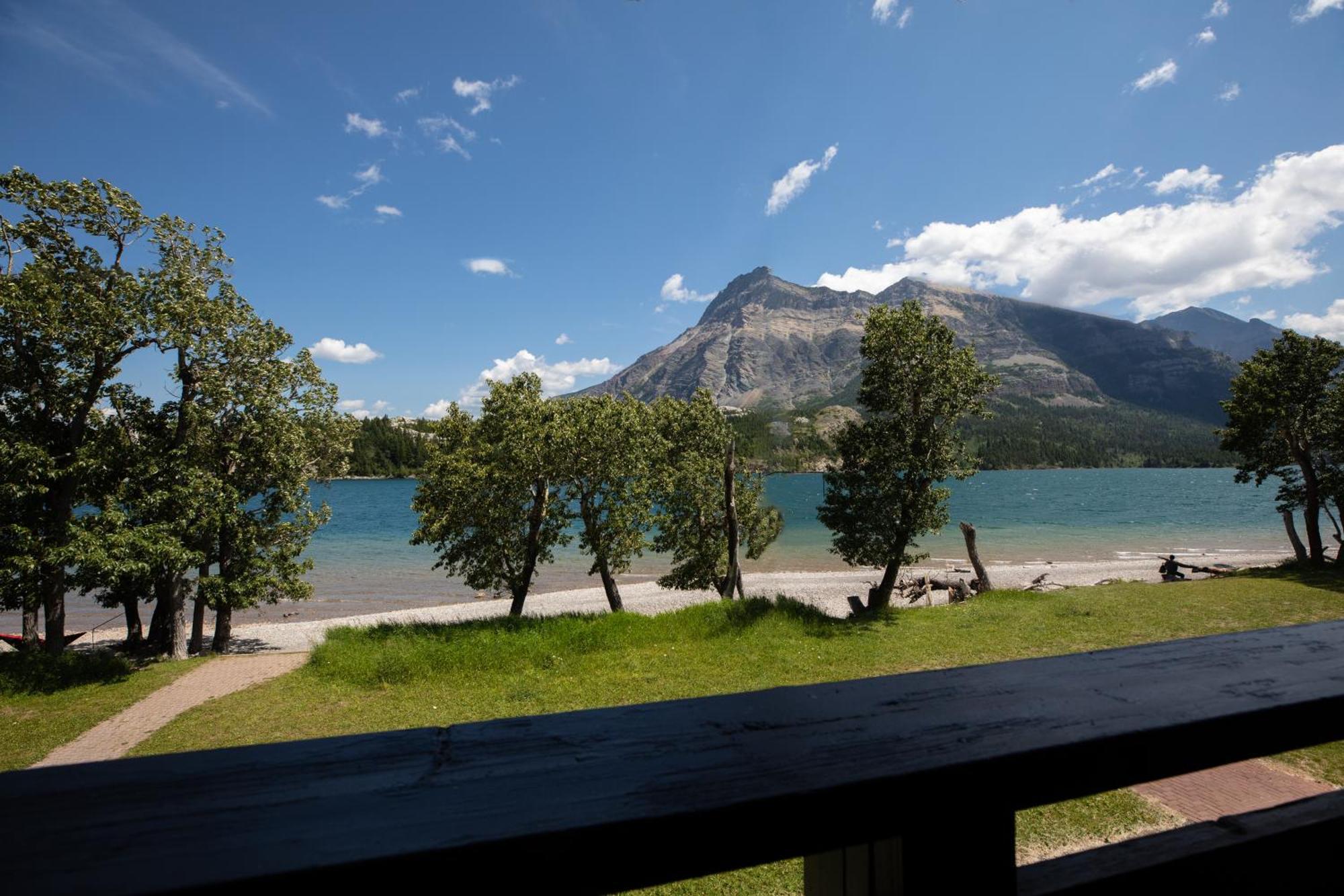 Bayshore Inn & Spa Waterton Park Dış mekan fotoğraf